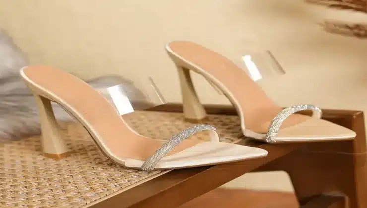 clear thong sandal heels